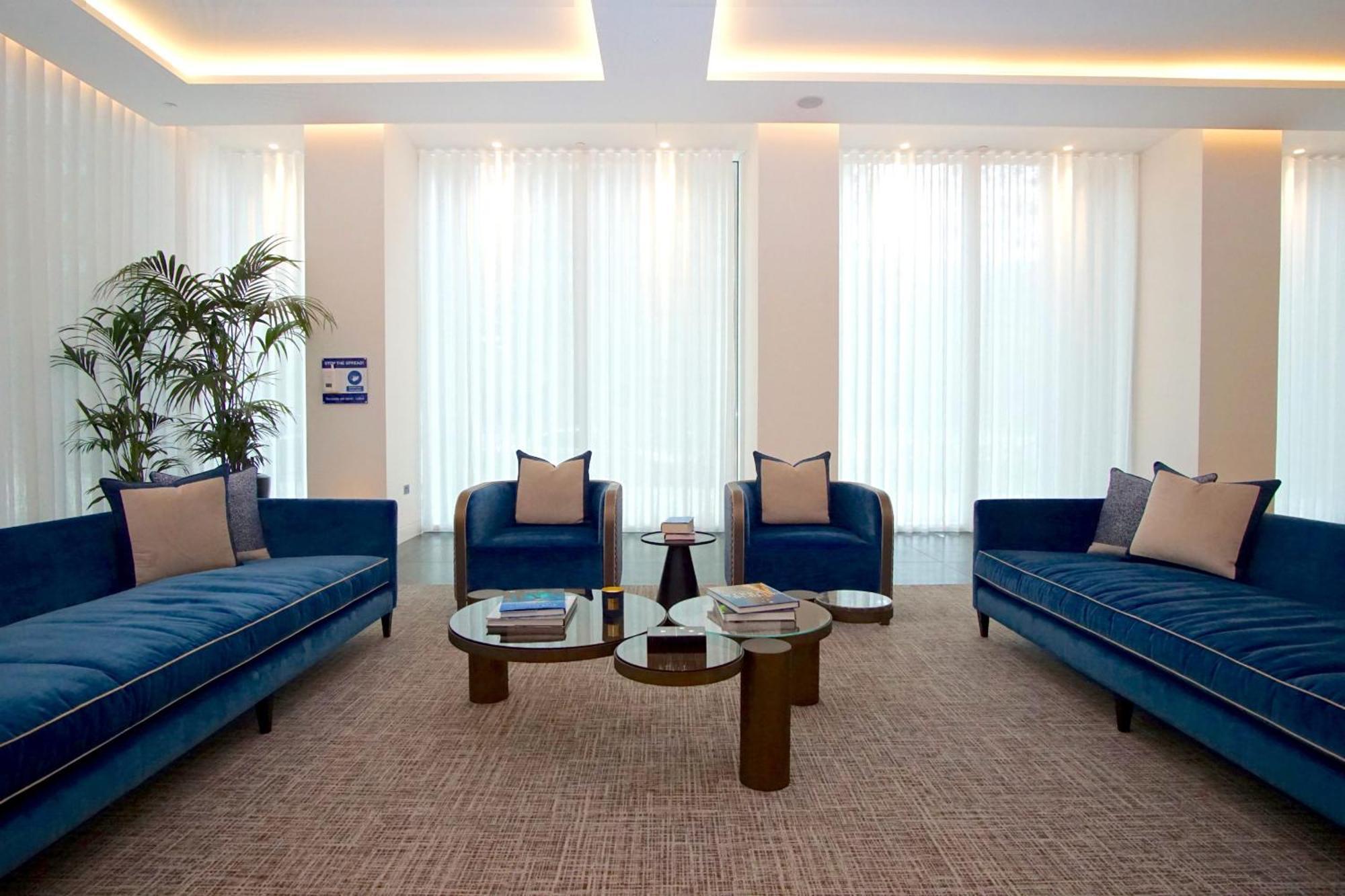 شقة Collection No9 Harbour Way لندن المظهر الخارجي الصورة